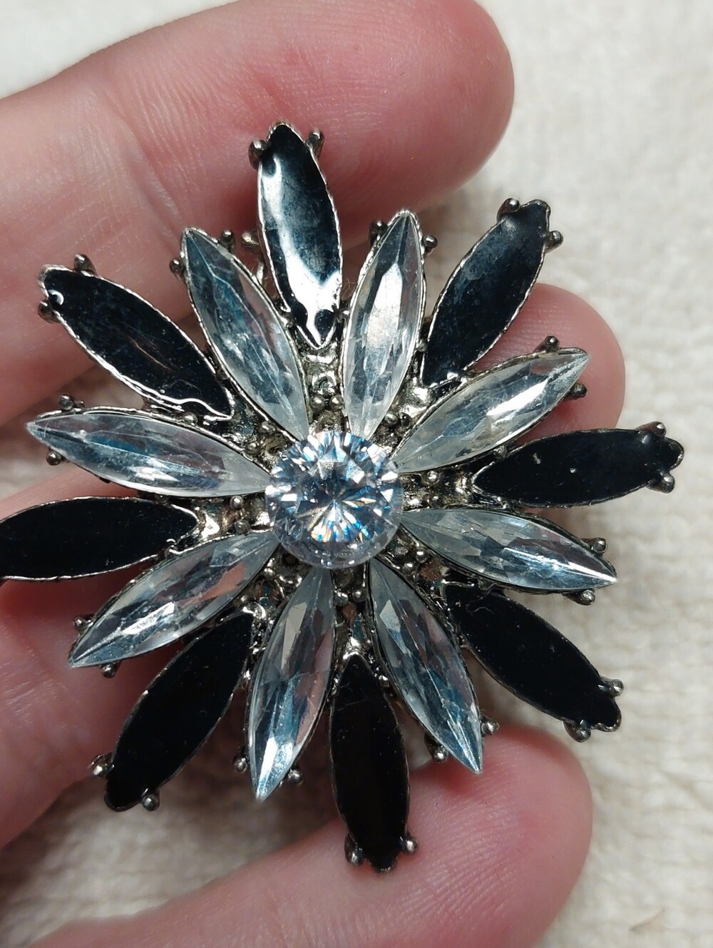 Crystal Flower Brooch Pin in Black and Clear - Unbranded